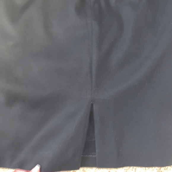 3/$25 Epic New york Black pencil skirt - Picture 4 of 5